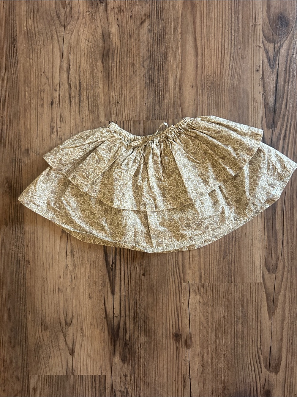 Jamie Kay Tiered Floral Skirt — Cream Floral